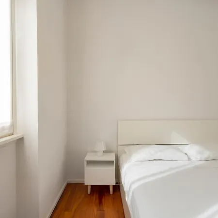 Apartment White & Beauty In Center *