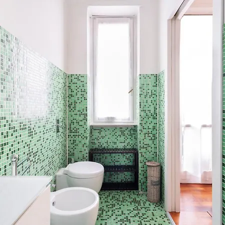 White & Beauty In Center *