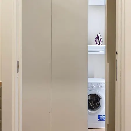 Apartment Flat, Deangeli Milan-100m M1 Milan