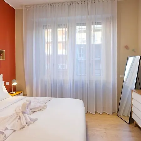 Apartment Flat, Deangeli Milan-100m M1 *