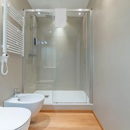 500 M From Corso Sempione, Close To Metro M5 Appartamento Milano