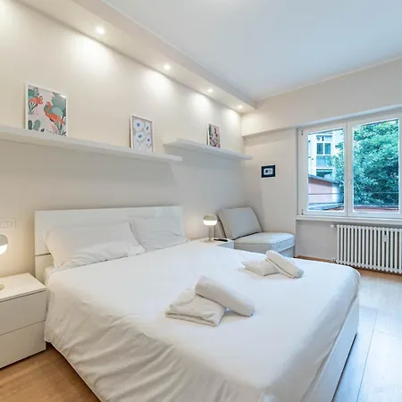 Appartamento 500 M From Corso Sempione, Close To Metro M5