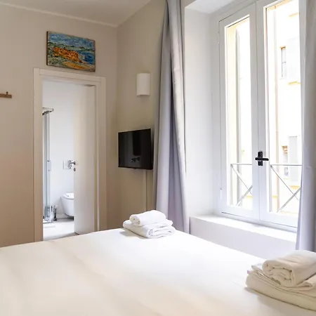 Youhosty - Ticinese 4 Apartment