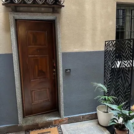 Your Lovely Retreat In Brera Apartman