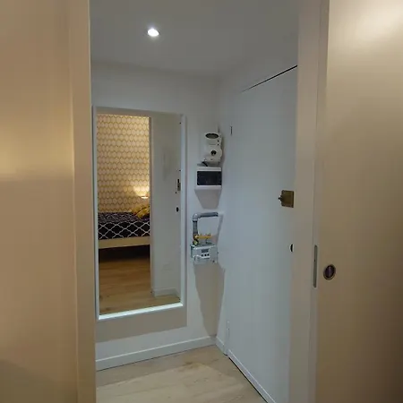 Moderno Monolocale Zona Porta Romana - Insubria 1pdx Apartment Milan