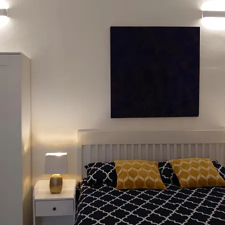 Moderno Monolocale Zona Porta Romana - Insubria 1pdx Milan