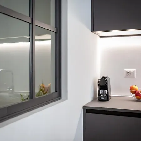 The Rent - Modern One Bedroom In San Babila 公寓 米兰