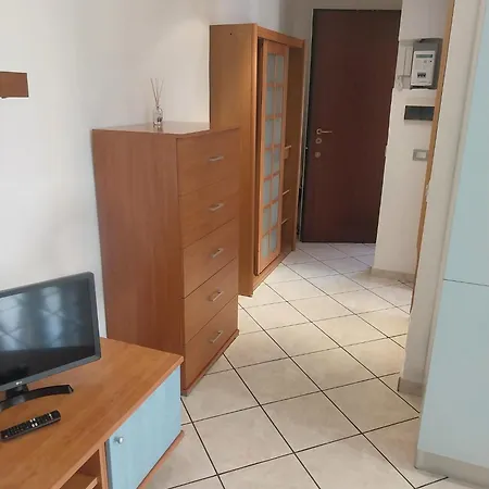 Apartment House Bi-cocchi