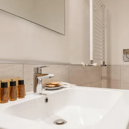 Retreats Duomo Beauty & *