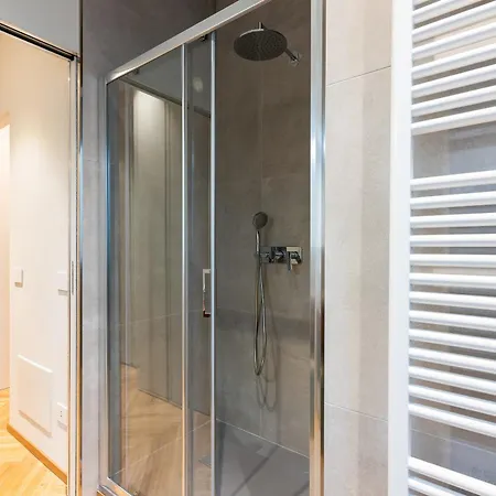 Elegant Design Apartmentduomo-naviglia/c E Wi-fi *