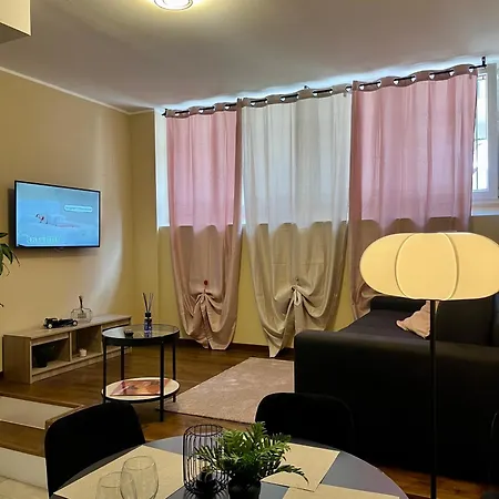 Dimora Chic - A 5 Fermate Dal Duomo *