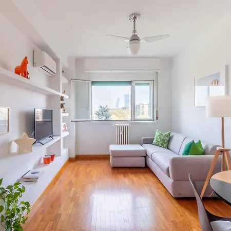 Trilocale In Via Pogatschnig 40 -- San Siro-rho Fiera-duomo Appartement Milaan
