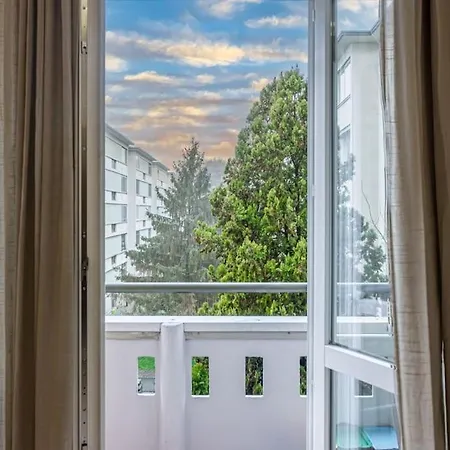 Myahouse Apartment *