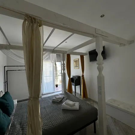 Four Bedroom In The Centre Of The Apartment Milan