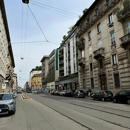 Apartment Four Bedroom In The Centre Of The Milan