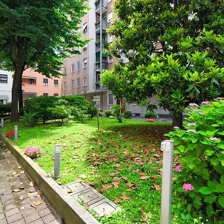 Joivy Delightful 1-bed Flat Near Navigli Canals * ميلان