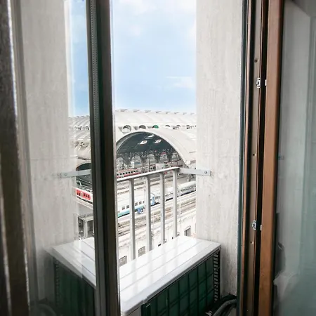 Miki - Sammartini 33 Appartement