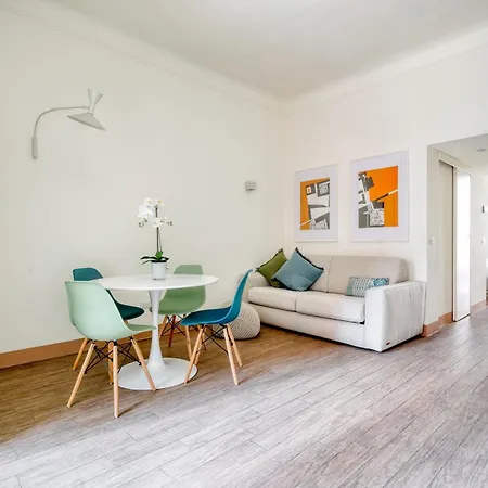 아파트 Fara 33 Cozy Flat In District