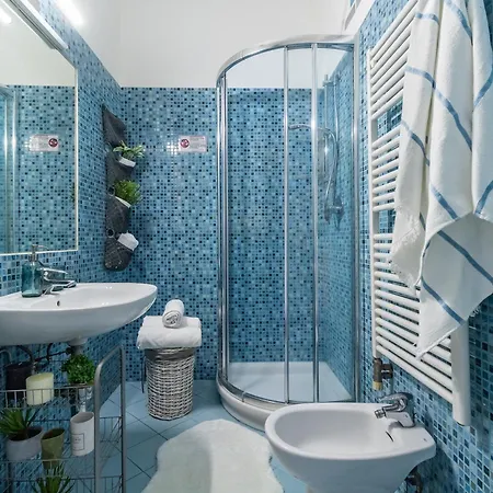 Bilocale In Via Padova 5 - Stazione Apartmán