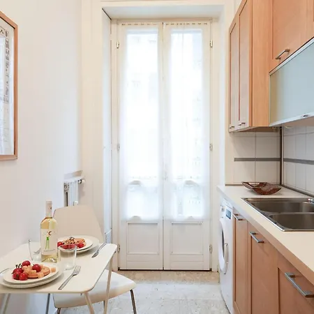 Apartment Pellegrini House Milan