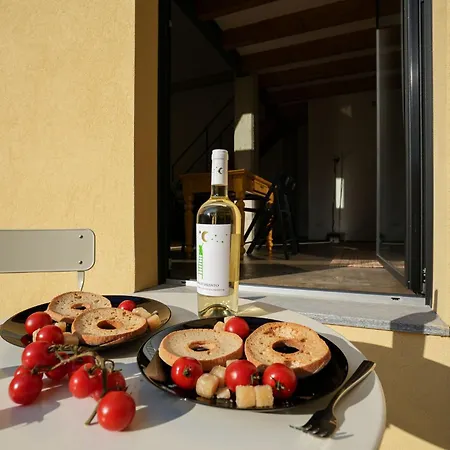 Del Re House, Parking Free *