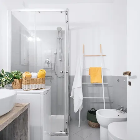 Easylife - - Lecco 11 P1 - Porta Venezia Apartmán *