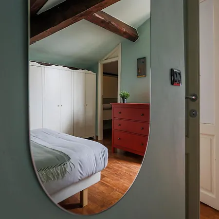 The Rent - Flat In Brera District Lägenhet