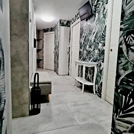 Casa Storica Piazza 5 Giornate 4*