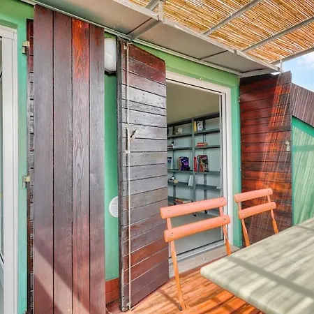 Navigli's Rooftop Apartment *