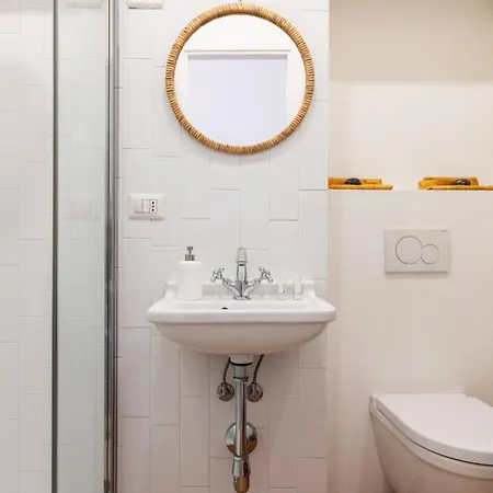 아파트 Bramante Flexyrent Ac *