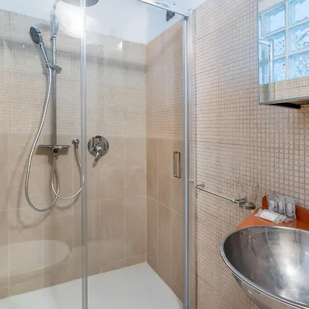 Me11 Porta Venezia-loreto Lägenhet *