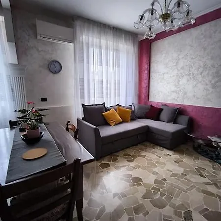 Casa Parthenope * ميلان