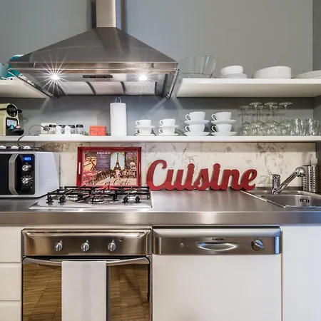 Porta Venezia Open Space - Due Passi Dal Duomo - 2 Bagni