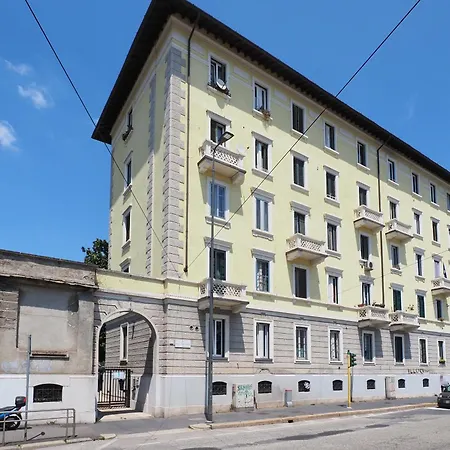 Forlanini Con Free Parking Linate Airport דירה *