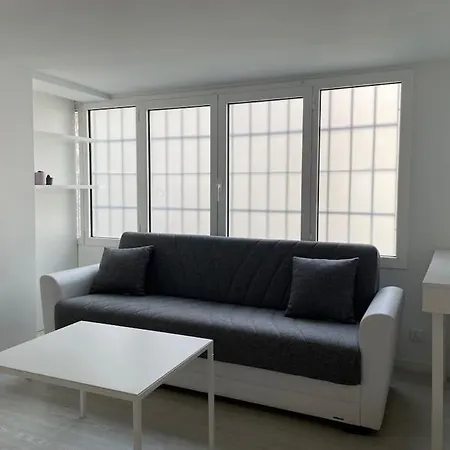 Apartment Loft Navigli - Bocconi - Iulm *