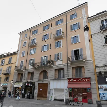 Alessia's Flat- Sarpi 5