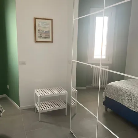 With Free Parking Garage - Con Parcheggio Incluso Nuovo Con 2 Da Letto E Due Bagni - New With 2 Bdrooms 2 Bathrooms- Jellow Subway Metro Gialla Porta Romana 3 Stops To Duomo * Milán