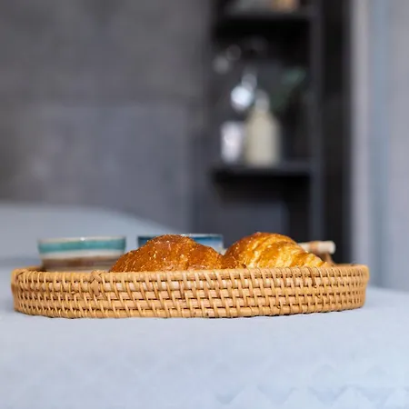 Ihost - Cislaghi 4 *