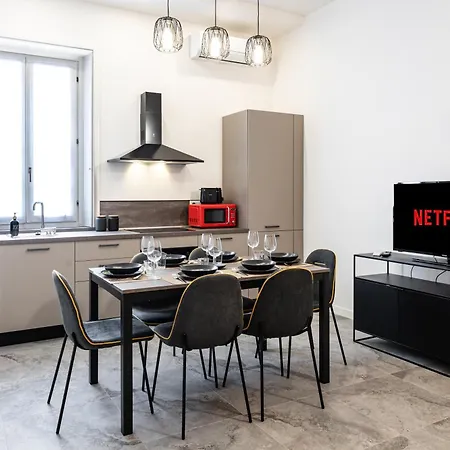 5' From Metro Lima To Piazza Duomo דירה מילאנו