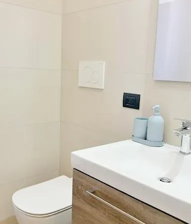 Sunnyflat Near Navigli E Bocconi Апартаменты