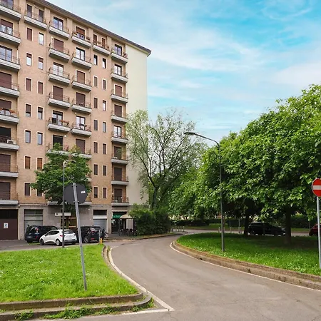 Primopiano - Roncaglia Apartman Milánó