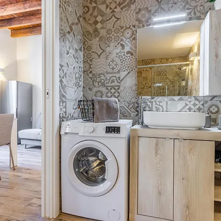 Santa Giulia - 15min From Duomo - Rogoredo Fs Apartamento