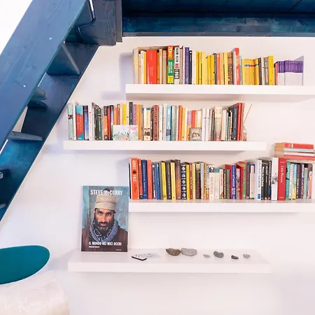 Station/duomo Area Stylish Milan