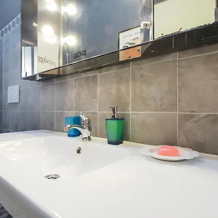 Primopiano - Piazza Napoli Lejlighed