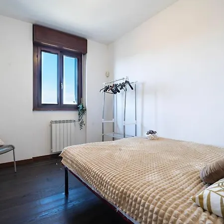 Apartment Certosa House - Milan