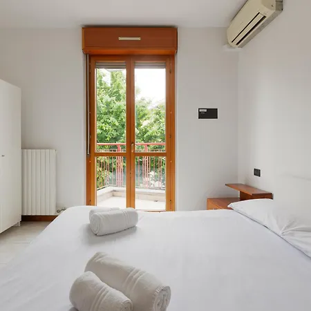 Appartamento Rogoredo Balcony X6 *