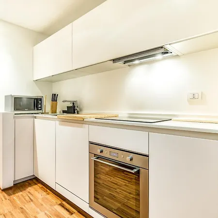 2pax Wifi- Via Nicastro Apartman *