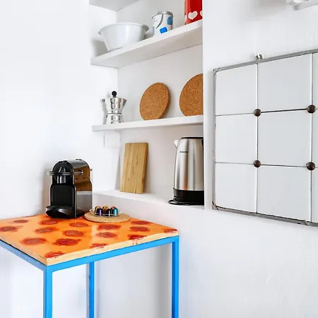 Farini 6 Lägenhet Milano