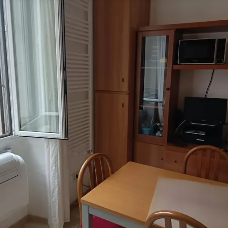 Monolocale Centro Milánó