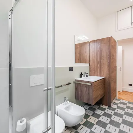 Modern 3-room Flat - Near Metro & Park Milán